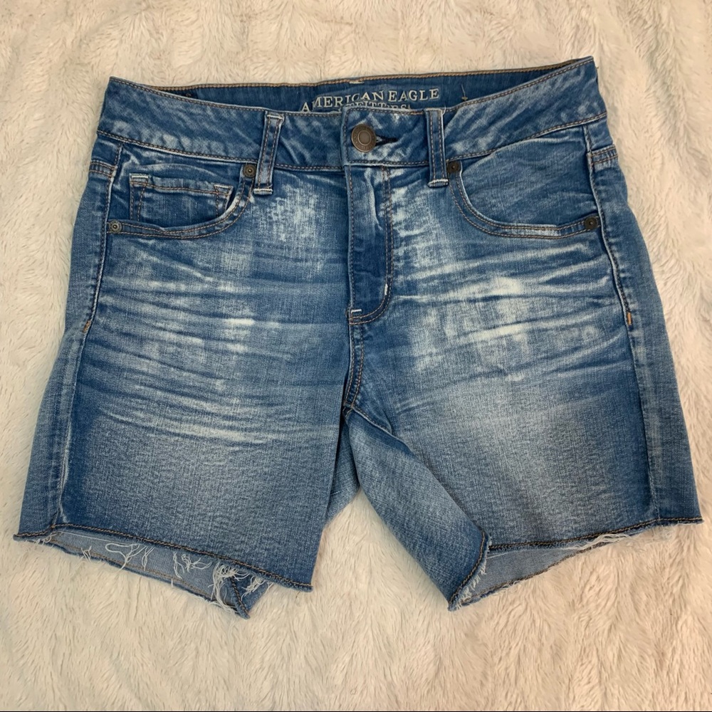 American Eagle Outfitters MIDI shorts | size 10